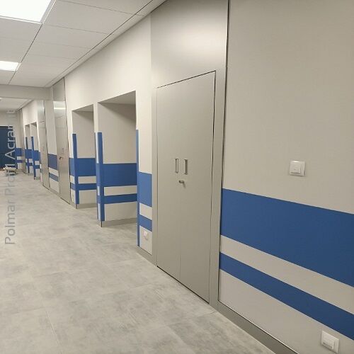 How do you determine the mounting height for a wall guard